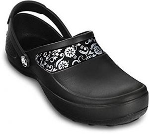 How to select the best nursing clogs - Nursing Trends