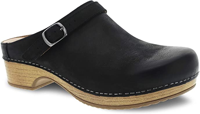 Amazon.com | Dansko Women's Berry Mule | Mules & Clogs