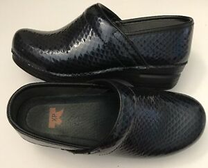 dansko alternative