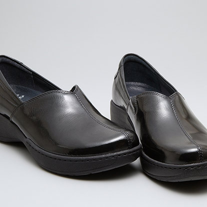 Why do Dansko Soles Crumble? - Nursing Trends