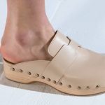 ARE CLOGS GOOD FOR YOUR FEET? 