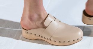 Ladies, clogs are back. But will you put your feet in them? - CNA